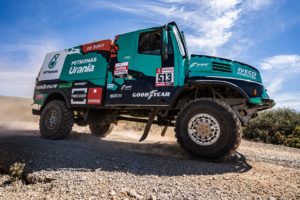 Goodyear Dakar Rally 2020  Petronas De Rooy Iveco pneumatici gomme 