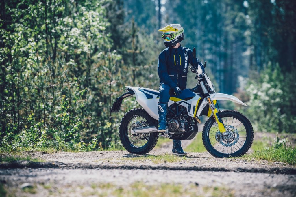 Husqvarna 701 Supermoto e 701 Enduro MY20