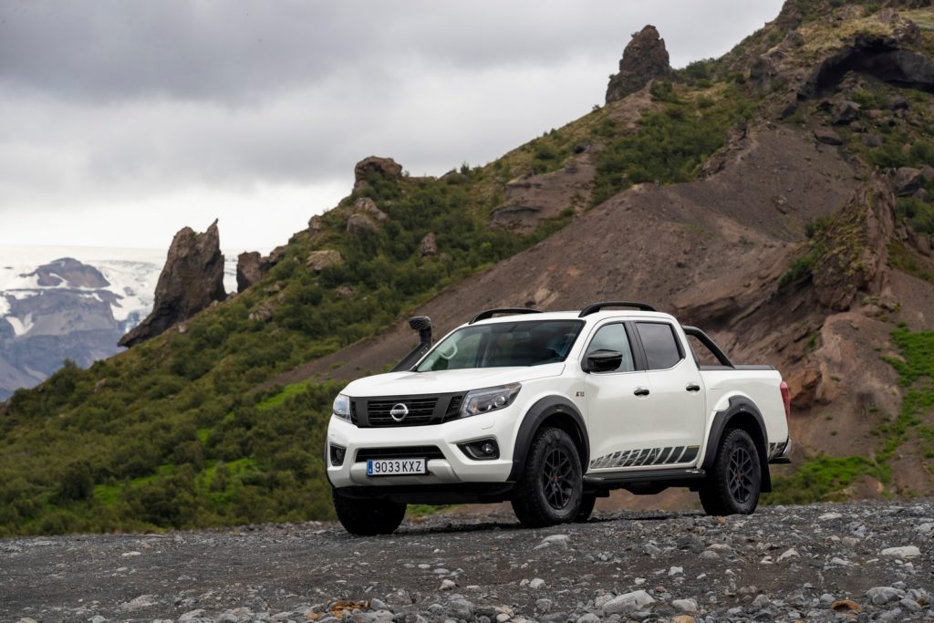 Nissan Navara Off-Roader AT32