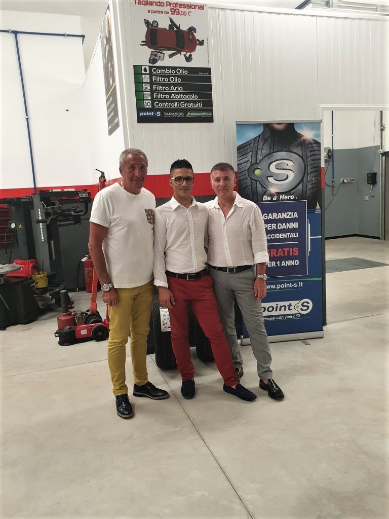 Gommista officina a Solarino Siracusa Point S Tarascio Salvatore