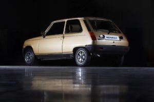 Salone Rétromobile Renault appassionati di auto d’epoca storiche