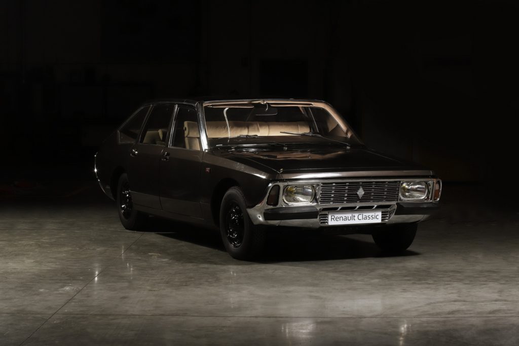 Salone Rétromobile Renault appassionati di auto d’epoca storiche