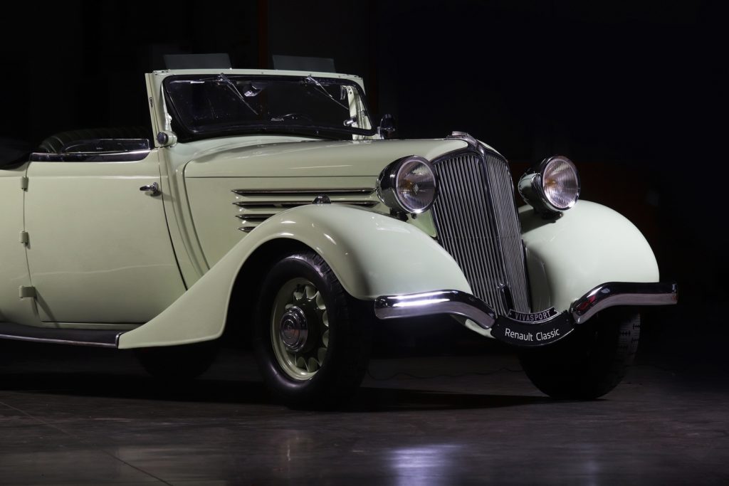 Salone Rétromobile Renault appassionati di auto d’epoca storiche