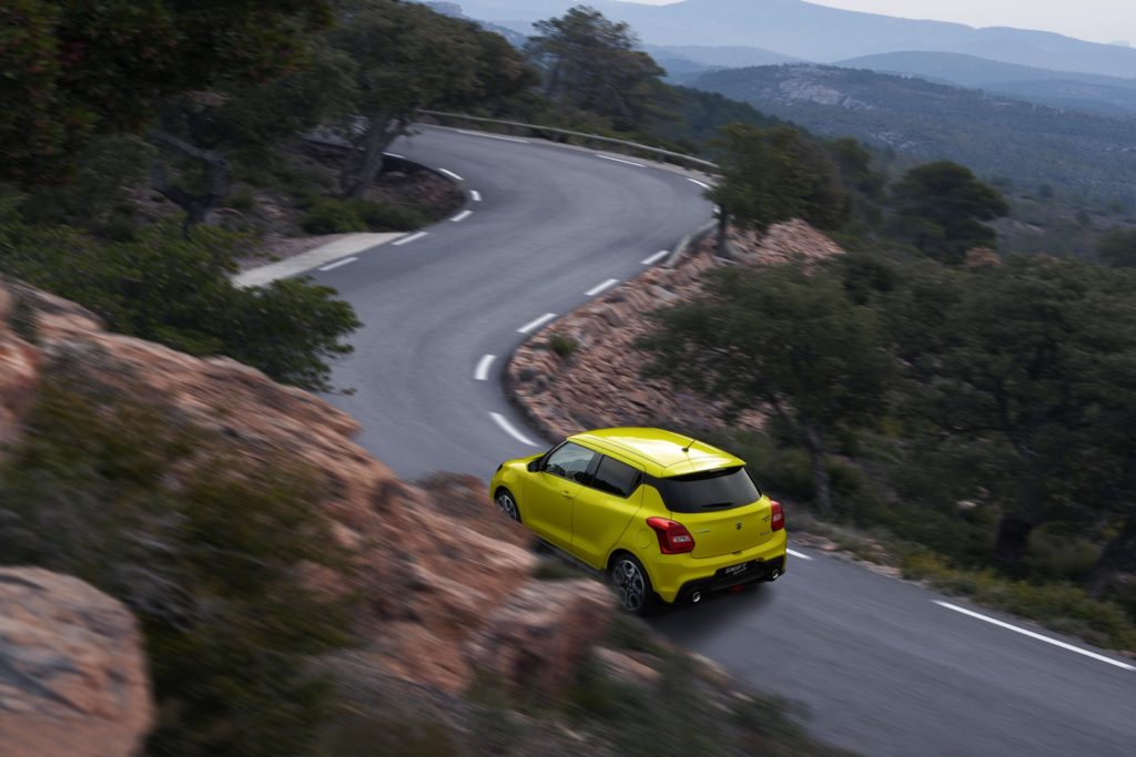 Suzuki Swift Sport Hybrid prezzo prezzi motore da 20.850 Euro ibrida