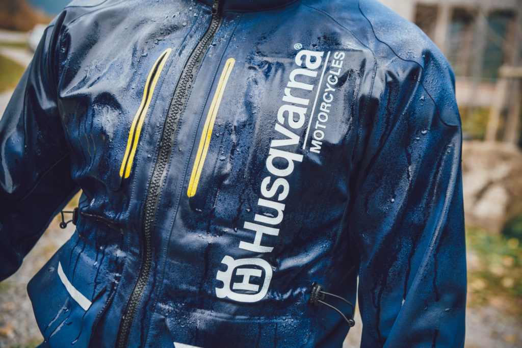 Husqvarna lancia la nuova collezione 2020 di abbigliamento tecnico off-road