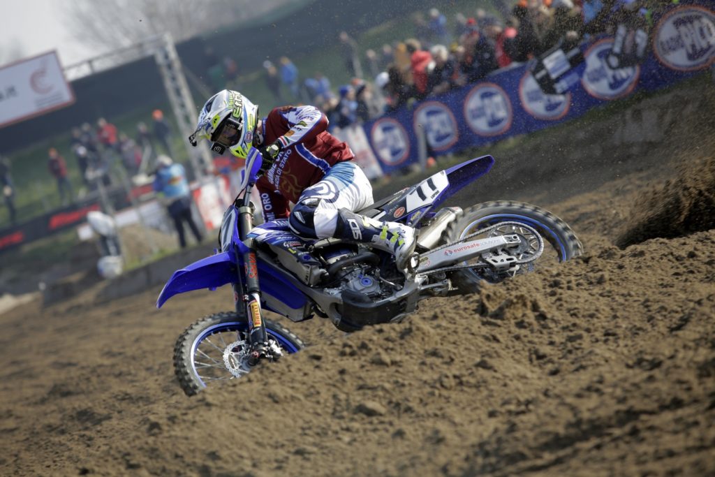 Motocross vittorie per Pirelli in Italia e Inghilterra scorpion MX32