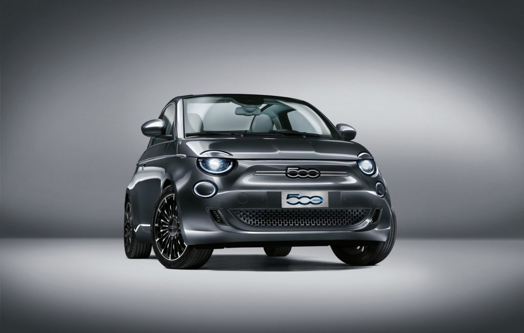 nuova fiat 500 elettrica FCA full electric prezzo autonomia