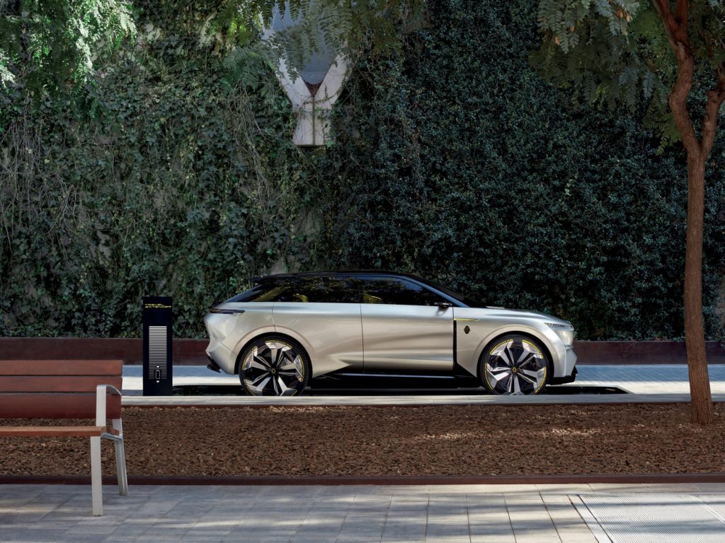 Renault Morphoz svela la sua concept car elettrica Morphoz