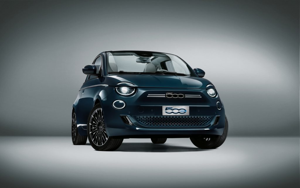 nuova fiat 500 elettrica FCA full electric prezzo autonomia