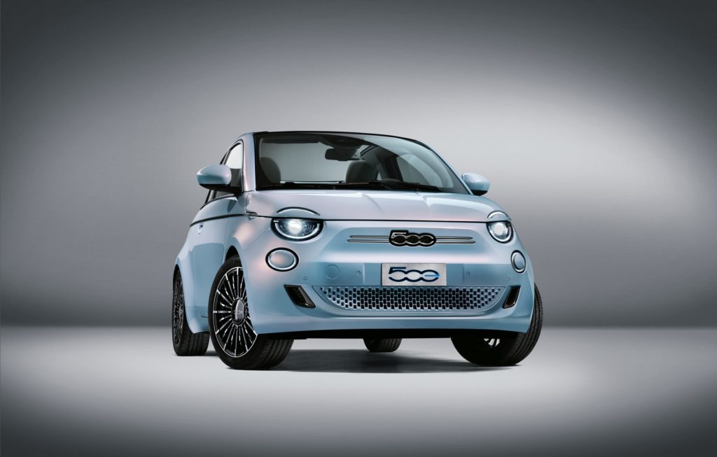 nuova fiat 500 elettrica FCA full electric prezzo autonomia