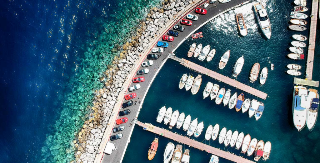 Ferrari raccoglie 1 milione di euro cavalcade Covid-19 coronavirus