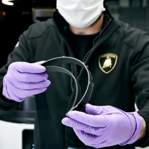Lamborghini produce mascherine visiere Ospedale Sant'Orsola di Bologna