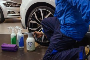 Come sanificare l'auto 5 consigli per igienizzare il proprio veicolo auto