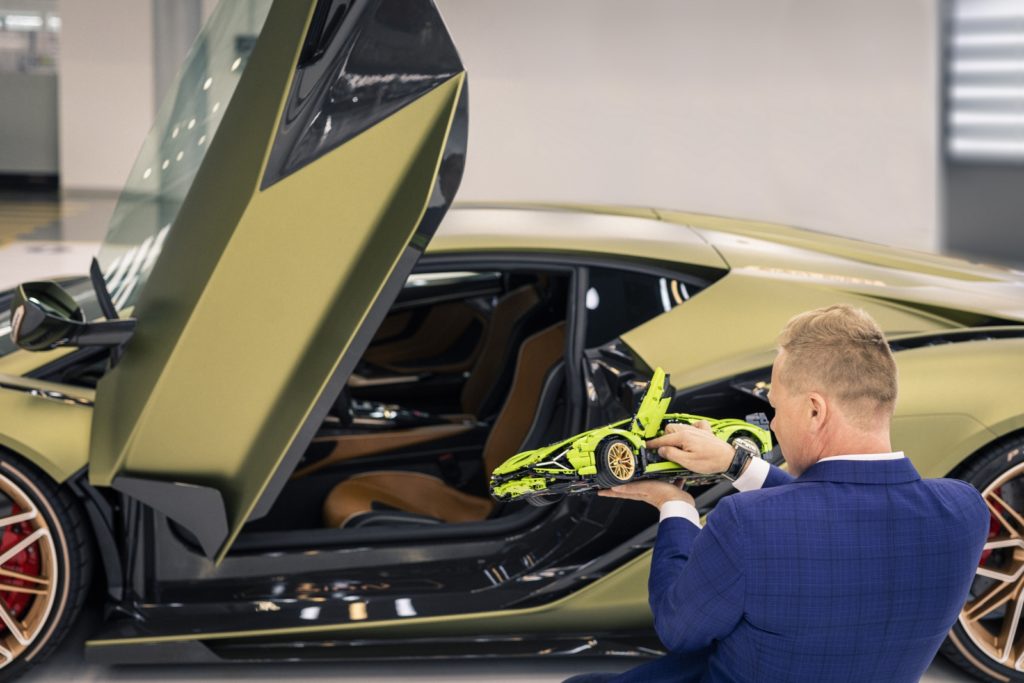 Lego Technic Lamborghini Sián FKP 37 prezzo costo quando arriva