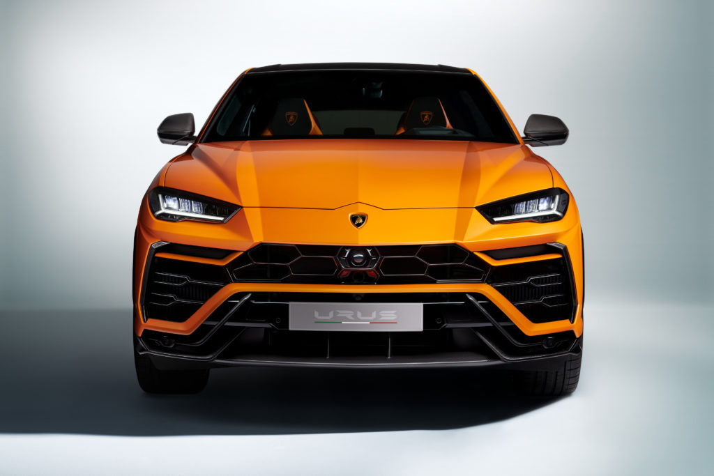 Lamborghini presenta la Urus Pearl Capsule, una nuova collezione colori per il Super SUV Urus