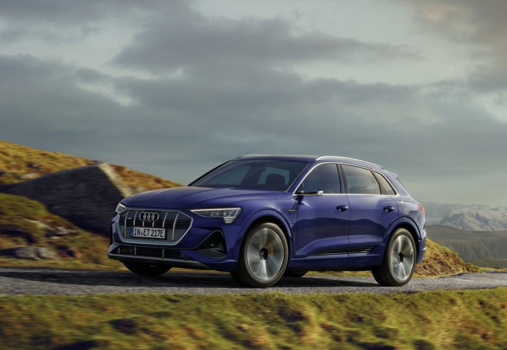 Audi e-tron 110 chilometri autonomia in 10 minuti di ricarica