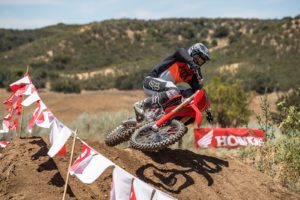 Honda lancia la CRF450R 2021