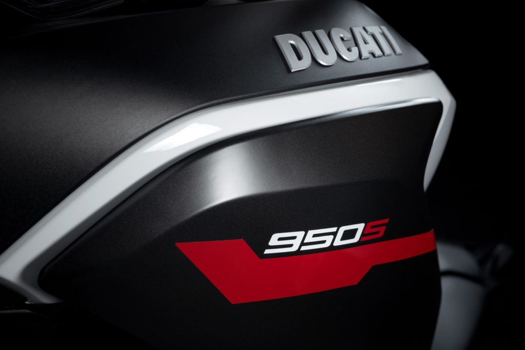 Nuova livrea GP White per la Ducati Multistrada 950 S