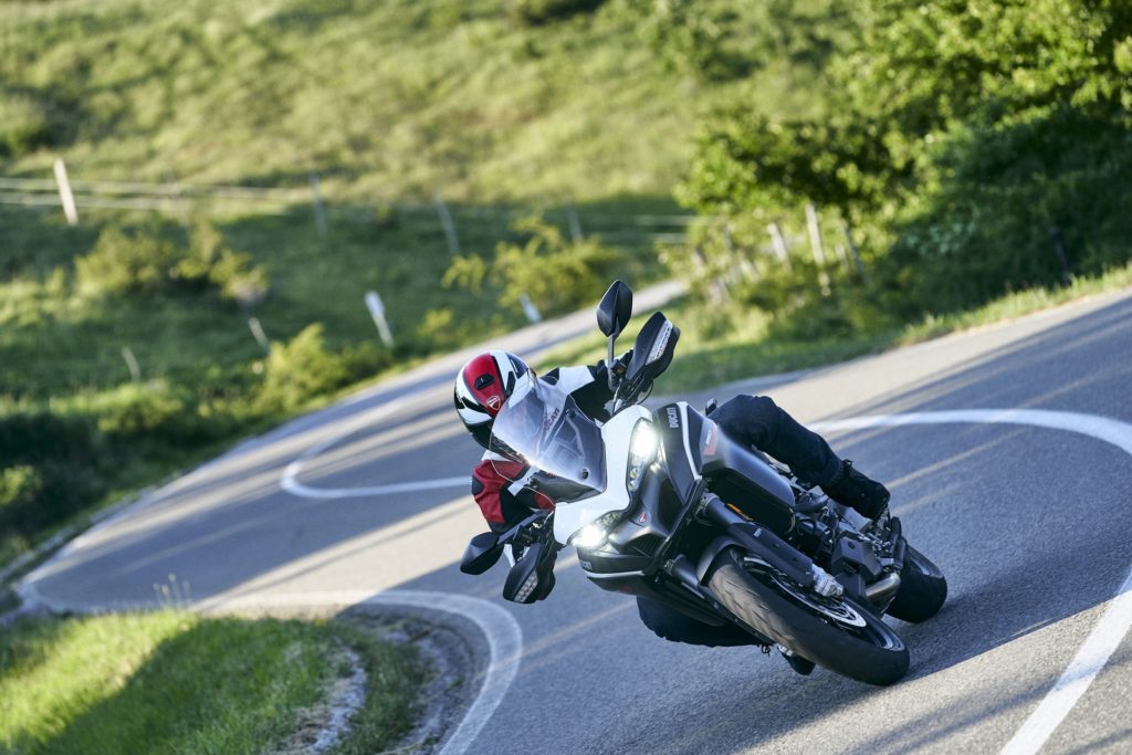 Nuova livrea GP White per la Ducati Multistrada 950 S