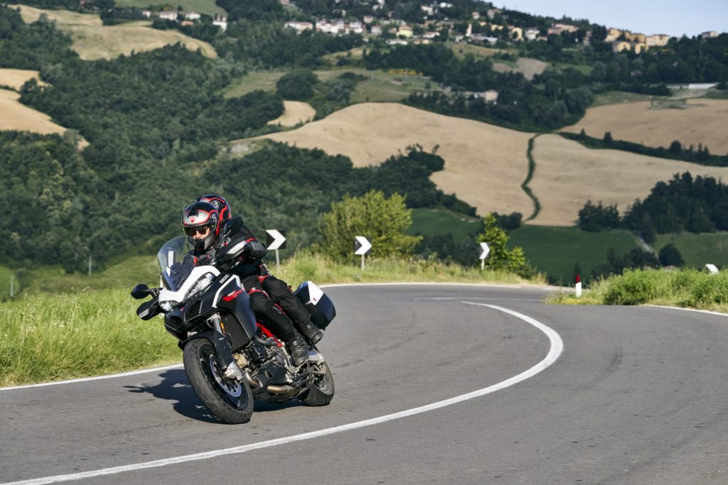 Nuova livrea GP White per la Ducati Multistrada 950 S