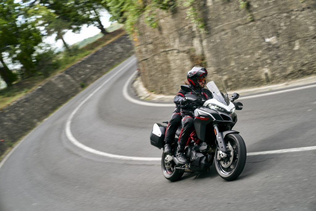 Nuova livrea GP White per la Ducati Multistrada 950 S