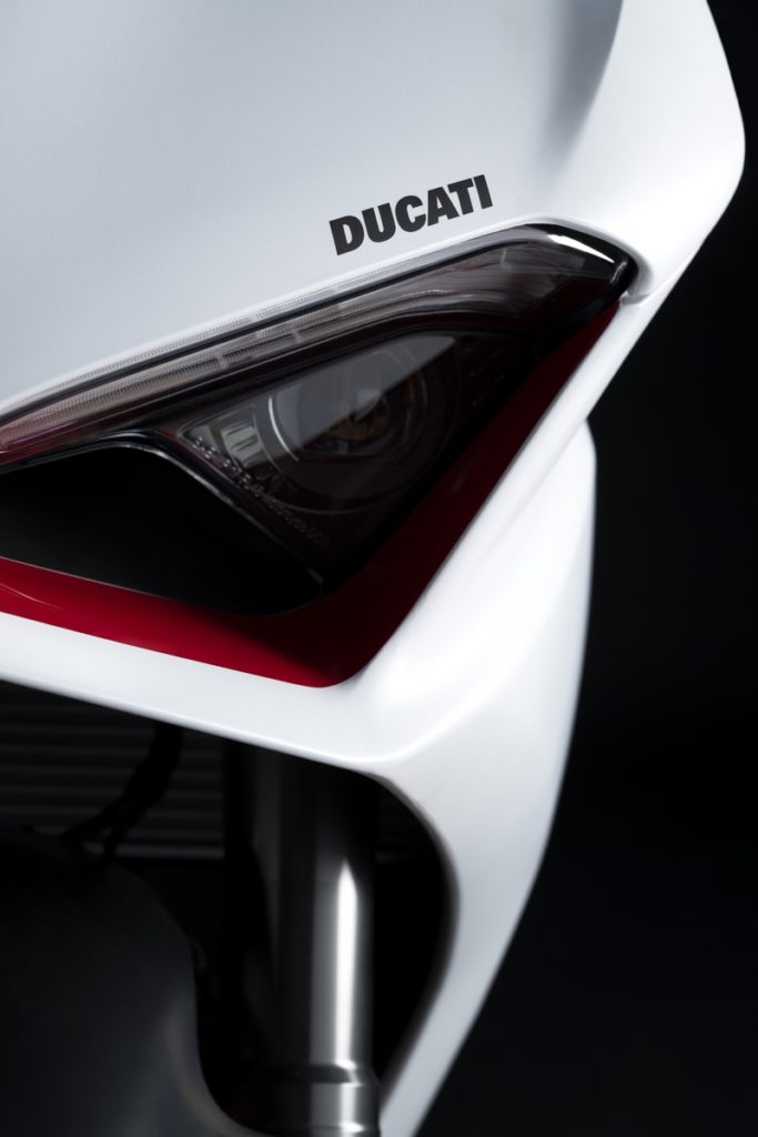 White Rosso nuova livrea Ducati Panigale V2 colori colore bianco