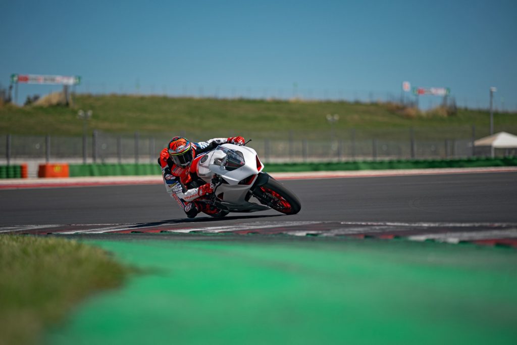 White Rosso nuova livrea Ducati Panigale V2 colori colore bianco