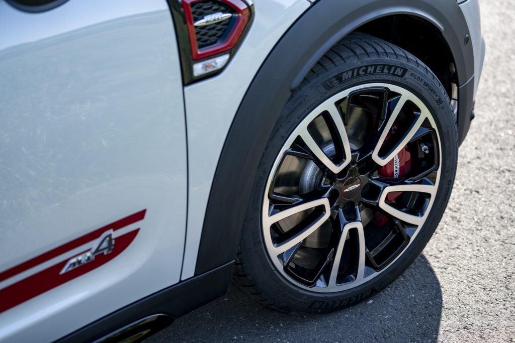Nuova MINI John Cooper Works Countryman: 306 cv integrali