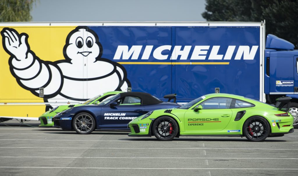 #MichelinCupExperience Michelin Pilot Sport Cup 2 R Track Connect