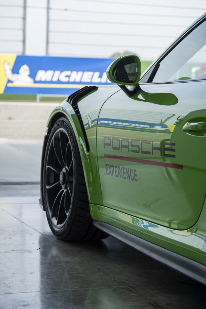 #MichelinCupExperience Michelin Pilot Sport Cup 2 R Track Connect