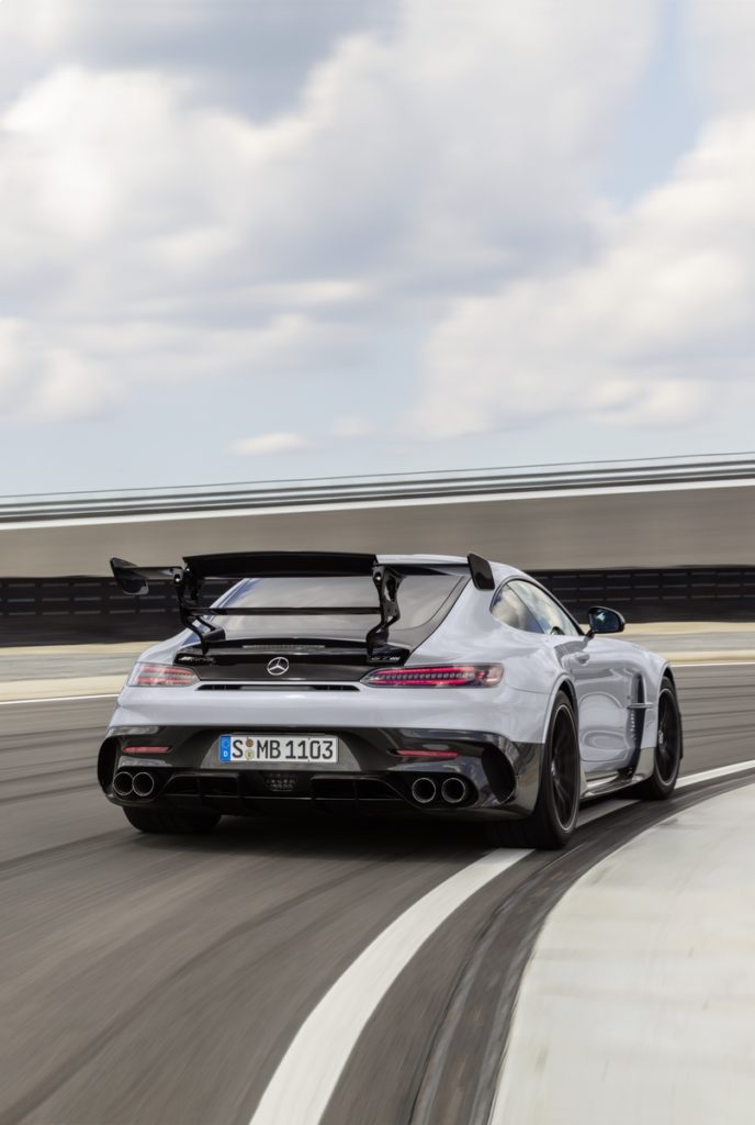 Mercedes-AMG GT Black Series nuova supercar pneumatici michelin