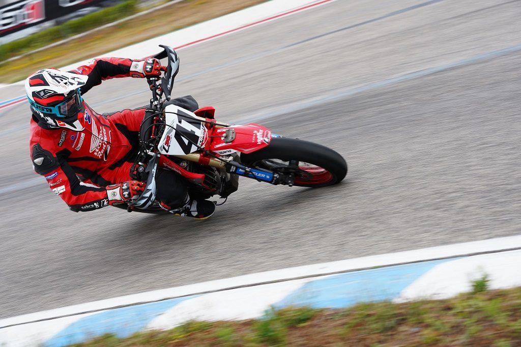 Metzeler Racetec SM supermoto