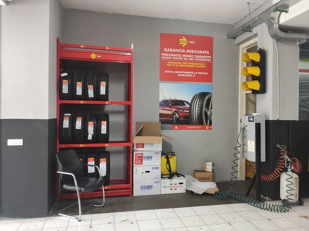 gommisti Momo Momo Team Momo Tires gomme Momo