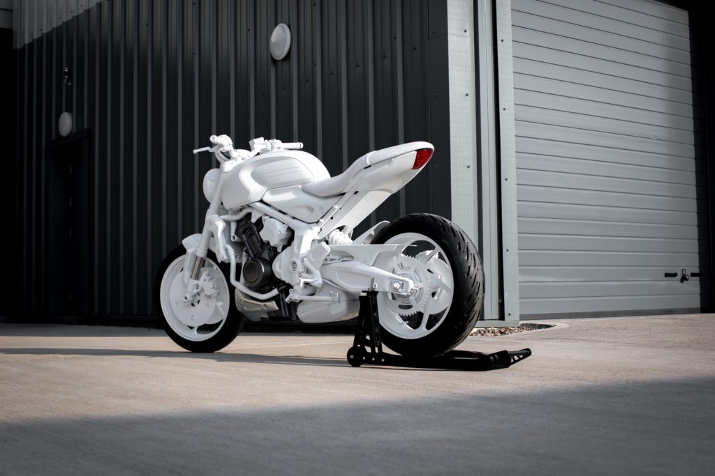 Con Trident Design Prototype Triumph anticipa lo stile della futura roadster di media cilindrata