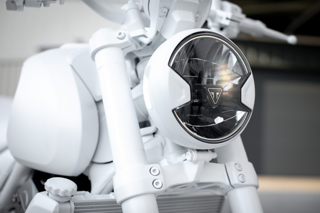 Con Trident Design Prototype Triumph anticipa lo stile della futura roadster di media cilindrata