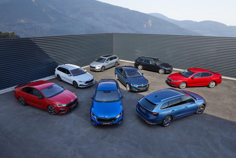 Un doppio porte aperte per nuova Skoda Octavia 
