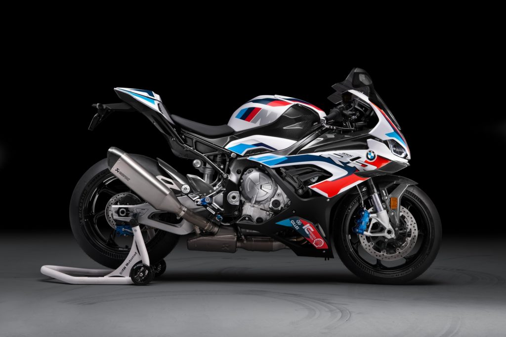 BMW M 1000 RR nuova 212 cv cavalli potenza peso 192 kg chili