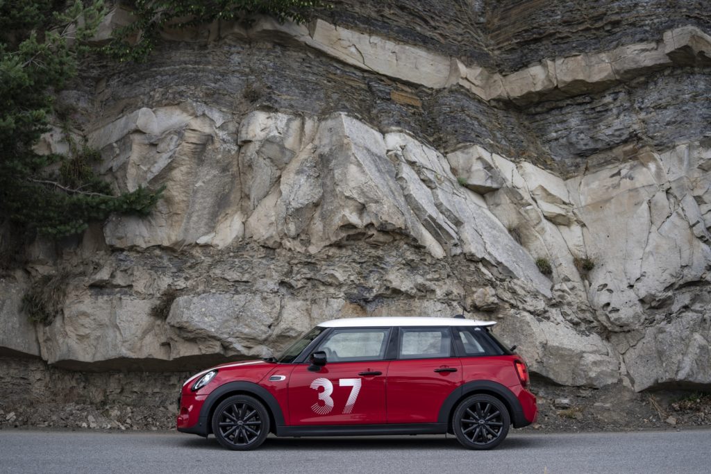 Il numero 37 è tornato sulla linea di partenza: la Mini Paddy Hopkirk Edition