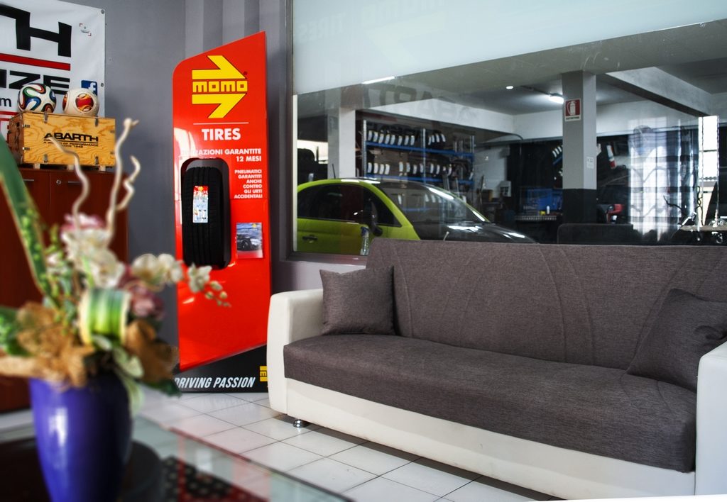 prato gomme prato momo team gommista prato