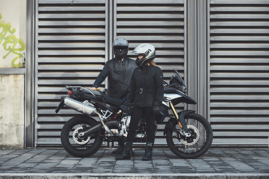 Hornet, il casco integrale che rivoluziona la gamma Momodesign