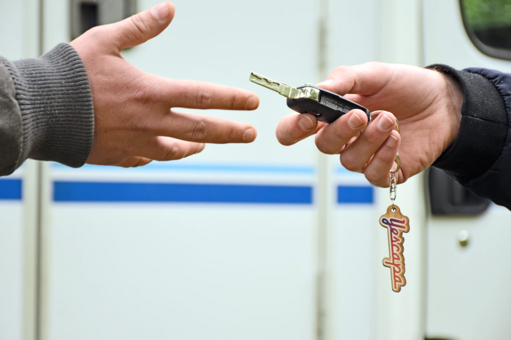 Camper sharing Yescapa condivisione noleggio tra privati 