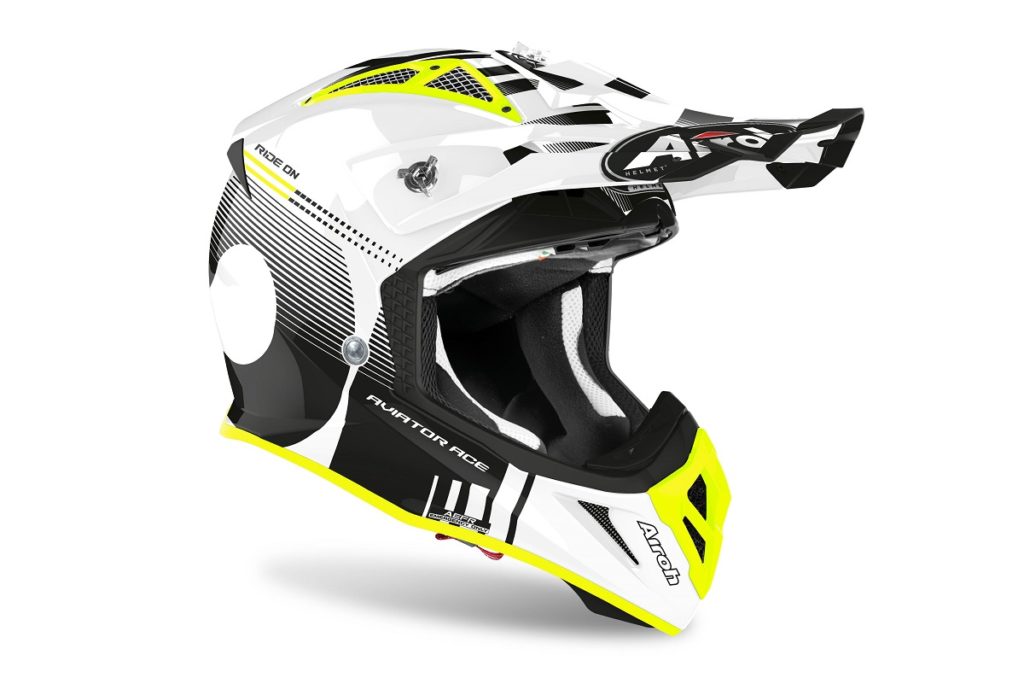 casco Airoh Aviator Ace caschi