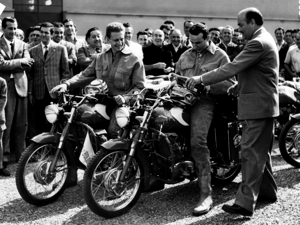 Certificate ASI le Ducati 175 che nel 1957 hanno fatto il giro del Mondo con Leopoldo Tartarini e Giorgio Monetti