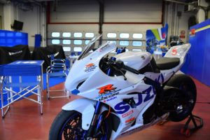 Suzuki GSX-R Racing Academy driving school scuola pista guida sportiva