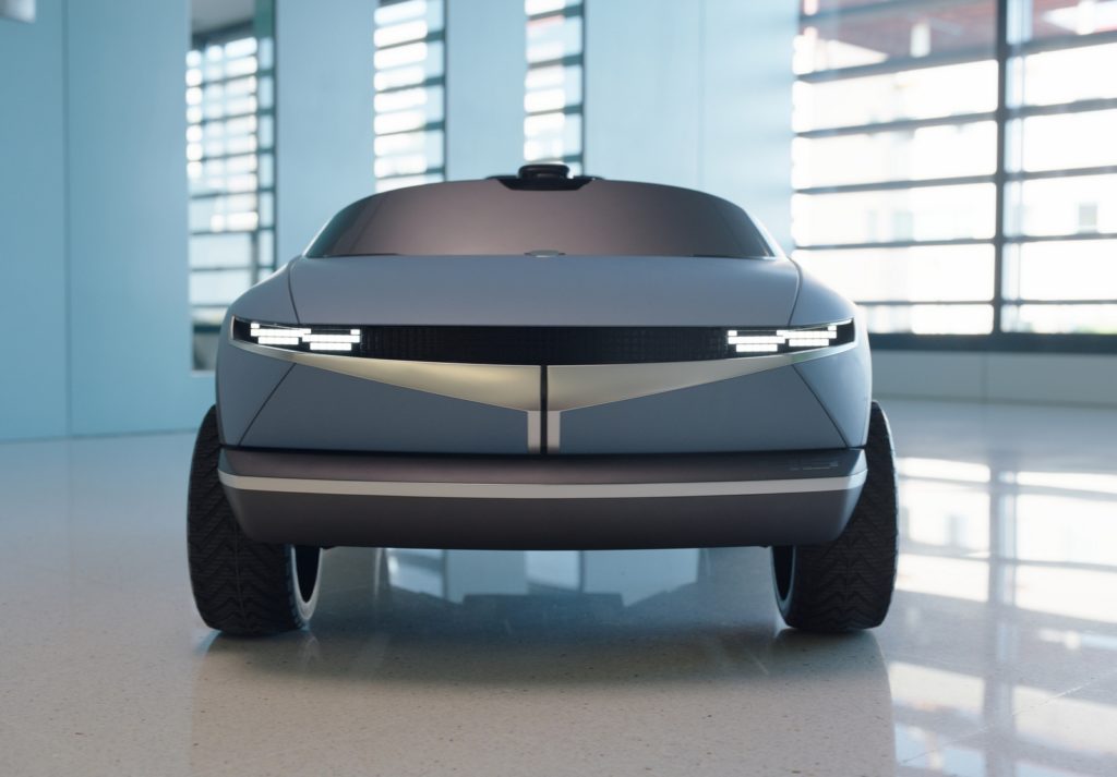 Hyundai EV più piccola auto elettrica bambini ragazzi modellino