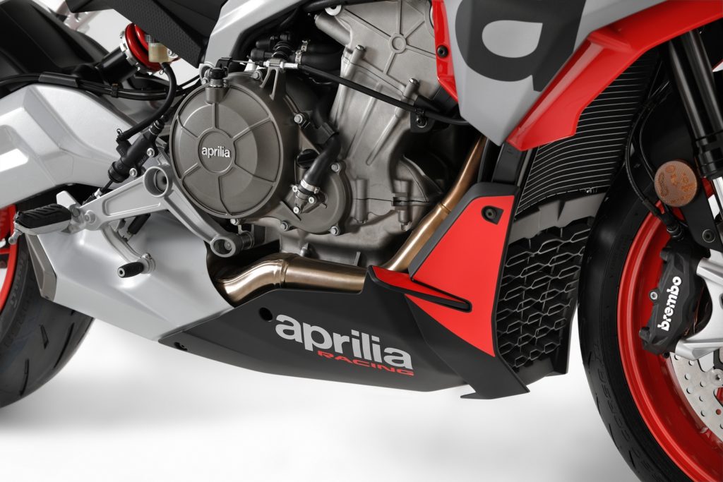 tuono 660 aprilia nuova moto bicilindrico 95 cv prezzo costo quanto costa