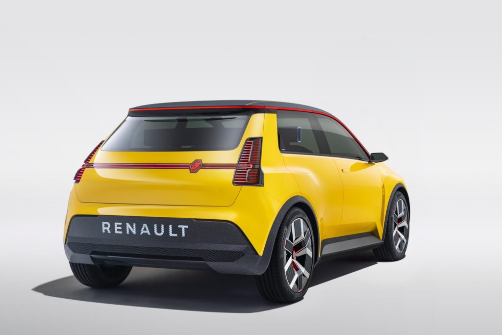 Renault 5 Prototype: la rinascita di un modello cult, più moderno che mai nuova renault 5 turbo