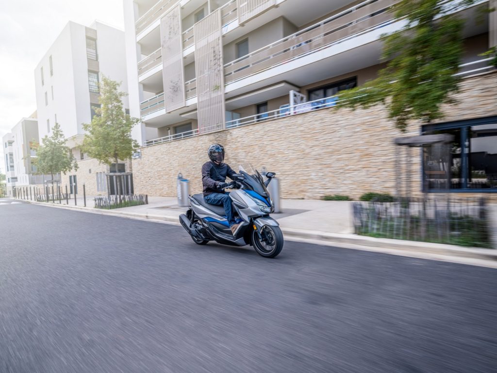 Forza 125 MY2021 Honda pneumatici gomme Michelin city Grip recensioni