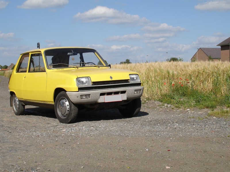 Renault 5 Prototype nuova renault 5 turbo gialla rinascita prototipo