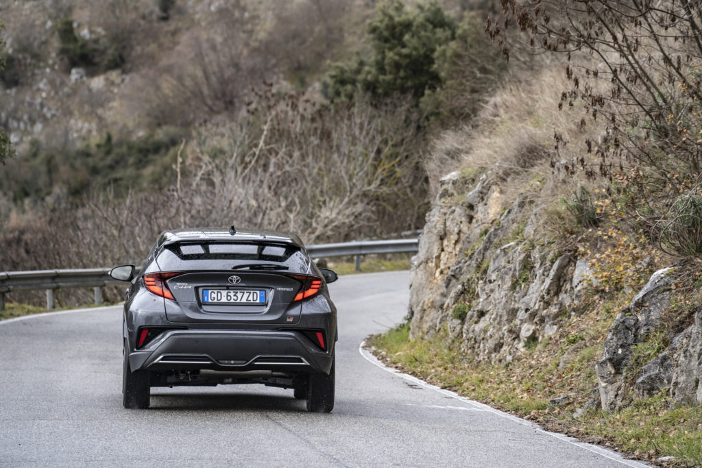 C-HR GR SPORT versione sportiva Gazoo Racing prezzo prezzi toyota